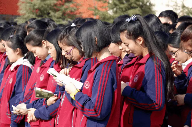 “双减”背景下,减负提质成为教育重点 “双减”背景下,减负提质成为教育重点