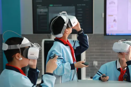 VR技术在教育方面的应用场景有哪些？